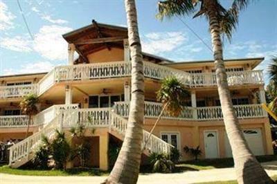 фото отеля Coconut Cove Resort and Marina