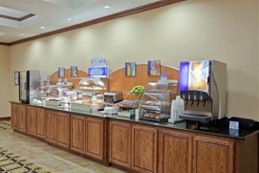 фото отеля Holiday Inn Express Hotel & Suites Dumas