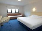 фото отеля Travelodge Edinburgh Dreghorn