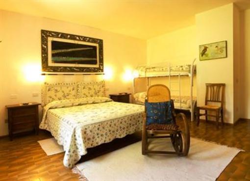 фото отеля Casale Le Burgne