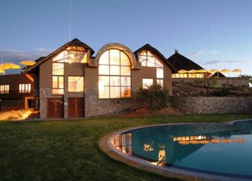 фото отеля Gocheganas Lodge Windhoek