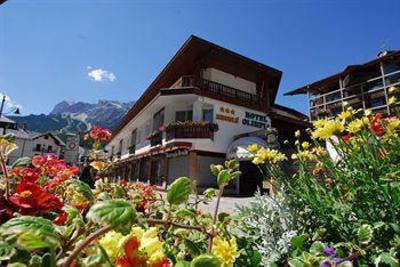 фото отеля Olimpia Hotel Cortina D'ampezzo