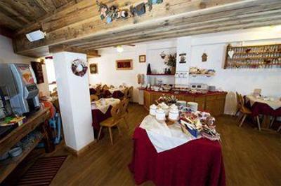 фото отеля Olimpia Hotel Cortina D'ampezzo