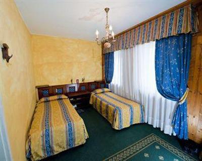 фото отеля Olimpia Hotel Cortina D'ampezzo