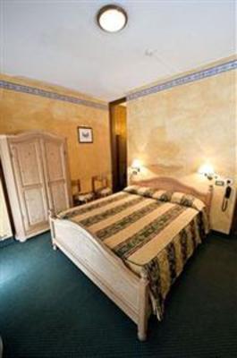 фото отеля Olimpia Hotel Cortina D'ampezzo