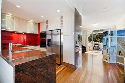 фото отеля Andari Apartments Noosa