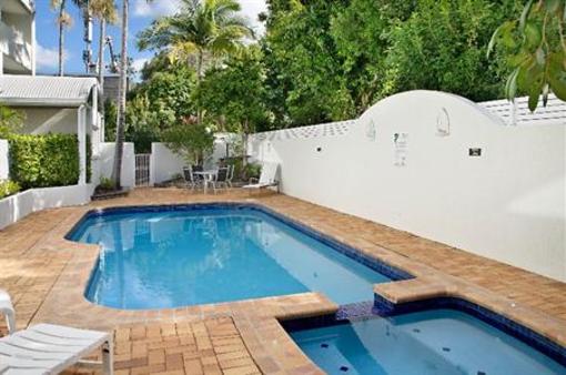 фото отеля Andari Apartments Noosa