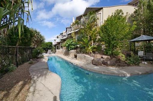фото отеля Andari Apartments Noosa