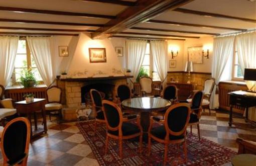 фото отеля Auberge Saint Walfrid Hotel Sarreguemines