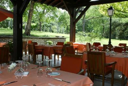 фото отеля Auberge Saint Walfrid Hotel Sarreguemines