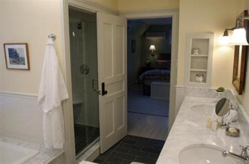 фото отеля Stonover Farm Bed and Breakfast