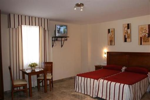 фото отеля Hostal La Fuente