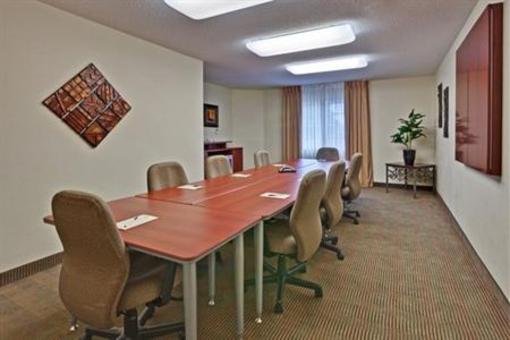фото отеля Candlewood Suites Indianapolis