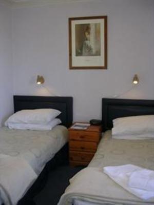 фото отеля Kingsview Guest House Edinburgh