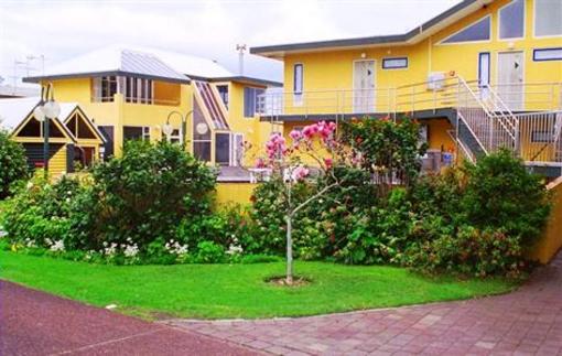 фото отеля Bucklands Beach Waterfront Motel