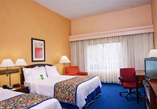 фото отеля Courtyard by Marriott Chesapeake Greenbrier