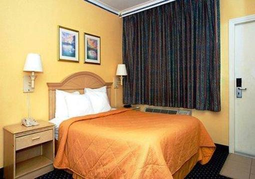 фото отеля Comfort Inn & Suites Oceanside Port Canaveral Area