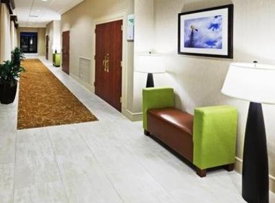 фото отеля Holiday Inn Bedford DFW Airport West