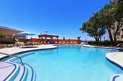 фото отеля Holiday Inn Bedford DFW Airport West
