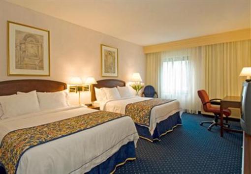 фото отеля Courtyard by Marriott Cincinnati Covington