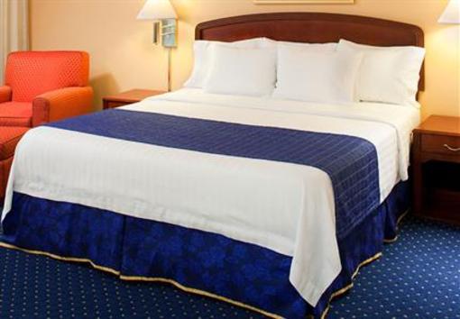 фото отеля Courtyard by Marriott Cincinnati Covington