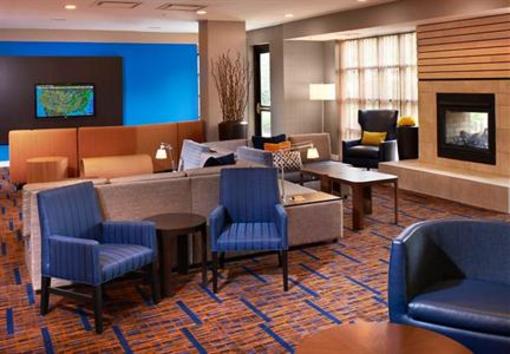 фото отеля Courtyard by Marriott Cincinnati Covington