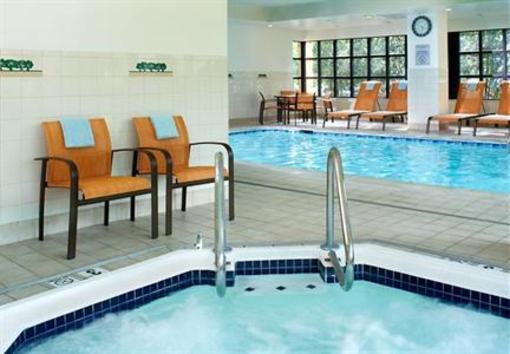 фото отеля Courtyard by Marriott Cincinnati Covington