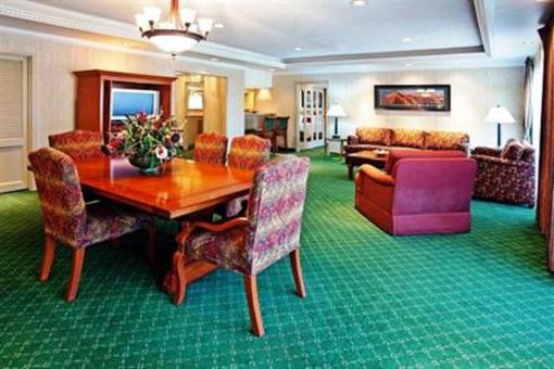 фото отеля Crowne Plaza San Marcos Golf Resort