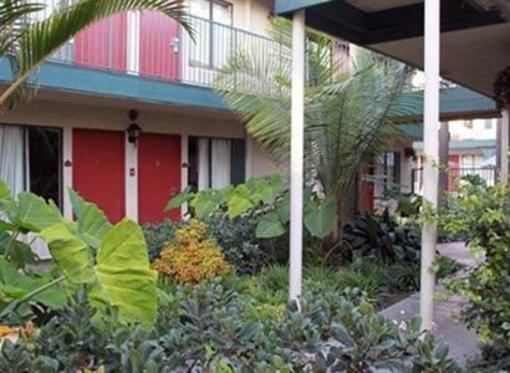 фото отеля Quality Inn & Suites - Anaheim Resort