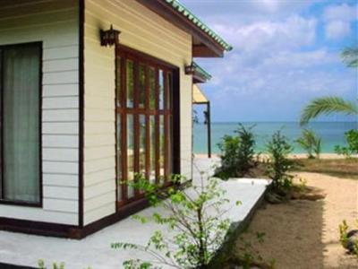 фото отеля Sayang Beach Bungalows Koh Lanta