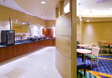 фото отеля SpringHill Suites North Shore