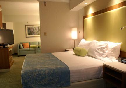 фото отеля SpringHill Suites North Shore