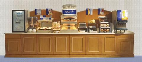 фото отеля Holiday Inn Express Hotel & Suites Pasadena-Colorado Blvd.