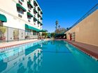 фото отеля Holiday Inn Express Hotel & Suites Pasadena-Colorado Blvd.