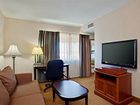 фото отеля Holiday Inn Express Hotel & Suites Pasadena-Colorado Blvd.