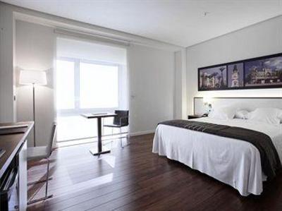 фото отеля Melia Valencia Palacio de Congresos