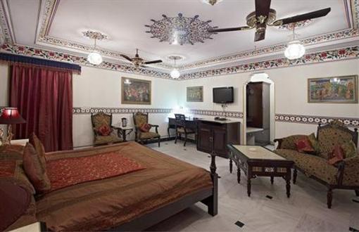 фото отеля Umaid Bhawan Heritage House Hotel