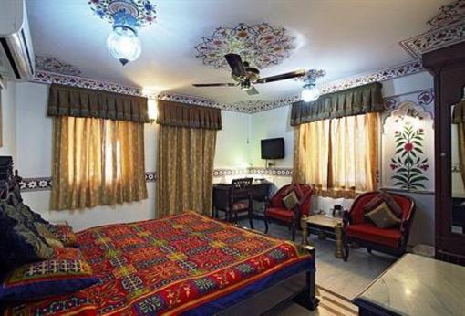 фото отеля Umaid Bhawan Heritage House Hotel