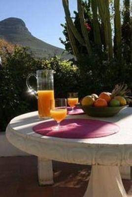 фото отеля Villa Lutzi Cape Town