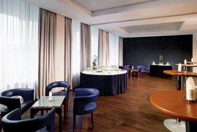 фото отеля Sheraton Frankfurt Hotel & Towers