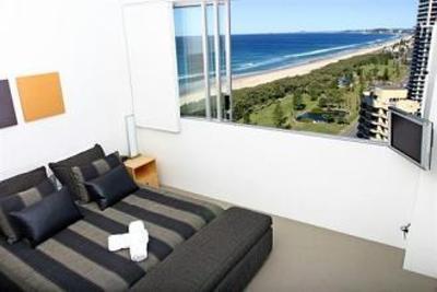 фото отеля Air On Broadbeach Apartments Gold Coast