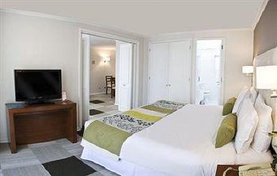 фото отеля Plaza El Bosque Suites