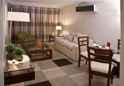 фото отеля Plaza El Bosque Suites