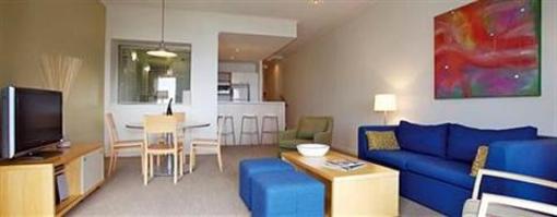 фото отеля Cumberland Lorne Resort