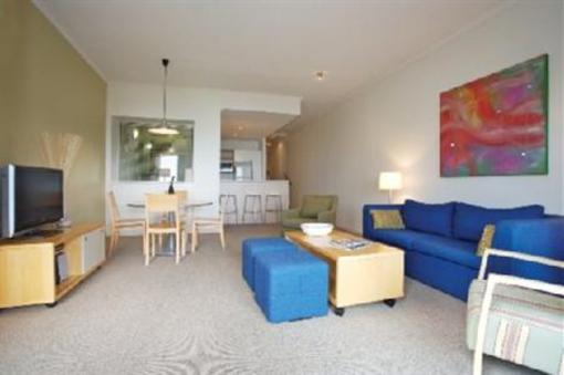 фото отеля Cumberland Lorne Resort
