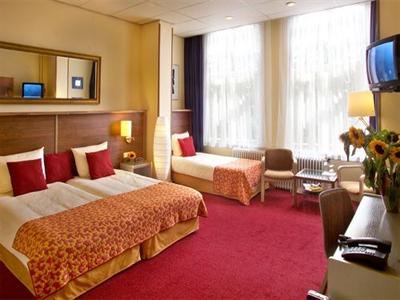 фото отеля BEST WESTERN Hotel Petit