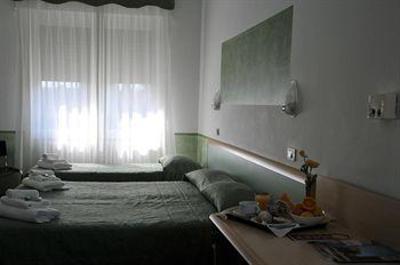 фото отеля Astoria Hotel Desenzano del Garda