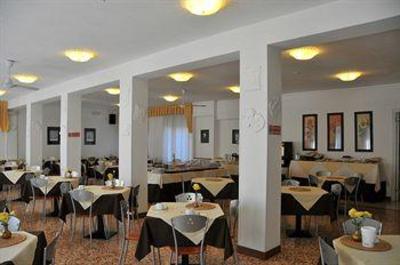 фото отеля Astoria Hotel Desenzano del Garda