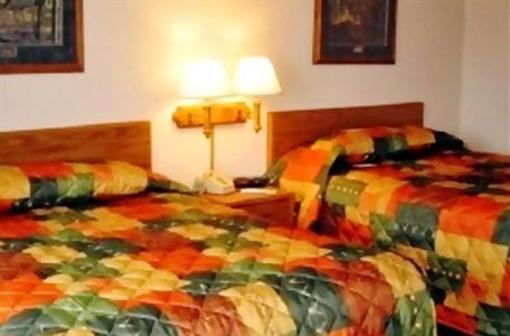 фото отеля AmericInn Lodge & Suites Rhinelander