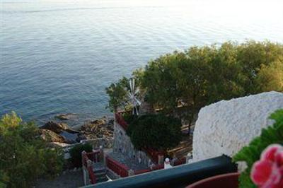 фото отеля Hotel and Studios Cavos Bay